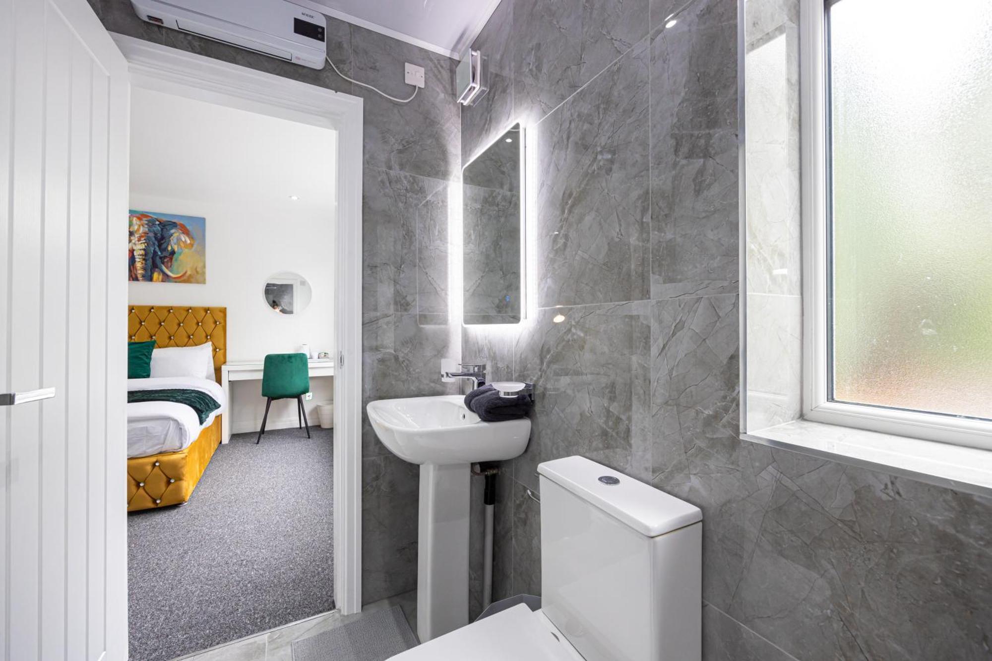 The Kent- Luxury Rooms Manchester Eksteriør billede
